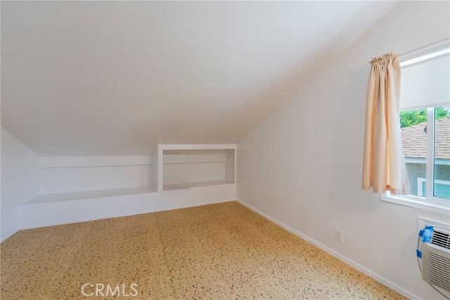 Image 12 of 30 For 5532 Pearce Avenue