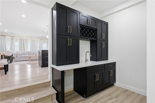 Detail Gallery Image 13 of 29 For 12811 Chaplet, North Tustin,  CA 92705 - 3 Beds | 2 Baths