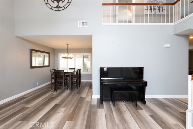 Detail Gallery Image 6 of 29 For 1826 Chesapeake Way, Corona,  CA 92878 - 3 Beds | 2/1 Baths