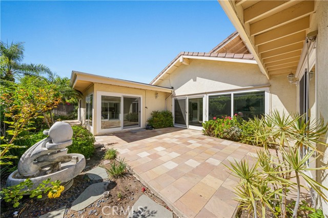 18701 Paseo Cortez, Irvine CA: https://media.crmls.org/medias/428d832b-05b9-4ed0-891c-a89a6d17a213.jpg