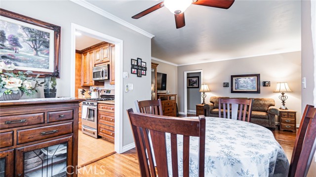 5666 Garypark Avenue, Arcadia CA: https://media.crmls.org/medias/428e5a76-3aa8-41dc-8ae3-245dc491137e.jpg