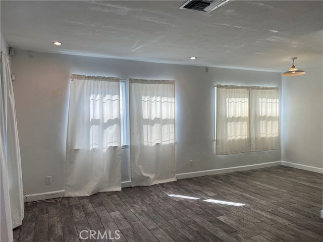 Detail Gallery Image 5 of 25 For 2588 Genevieve, San Bernardino,  CA 92405 - 2 Beds | 1 Baths