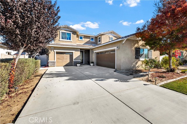 Detail Gallery Image 3 of 34 For 1665 Vibrant Gln, San Jacinto,  CA 92582 - 5 Beds | 3 Baths