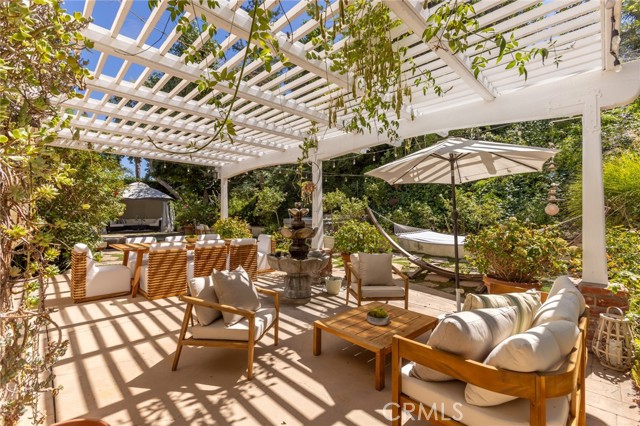 Detail Gallery Image 29 of 55 For 5985 Vista De La Luz, Woodland Hills,  CA 91367 - 4 Beds | 3/1 Baths