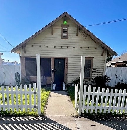 412 N Lemon St, Orange, CA 92866