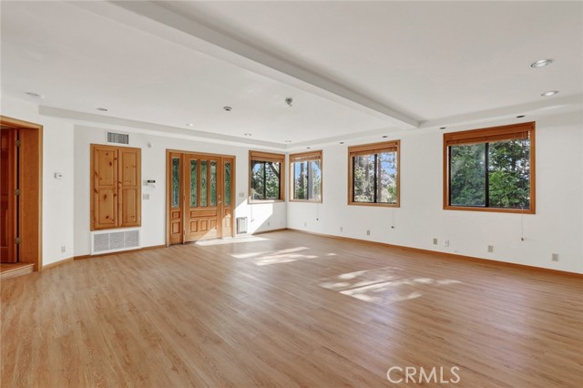 4 Bed Home for Sale in Lake Arrowhead, California
