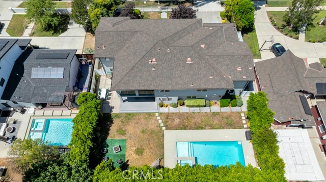 Image 58 of 69 For 15460 La Maida Street
