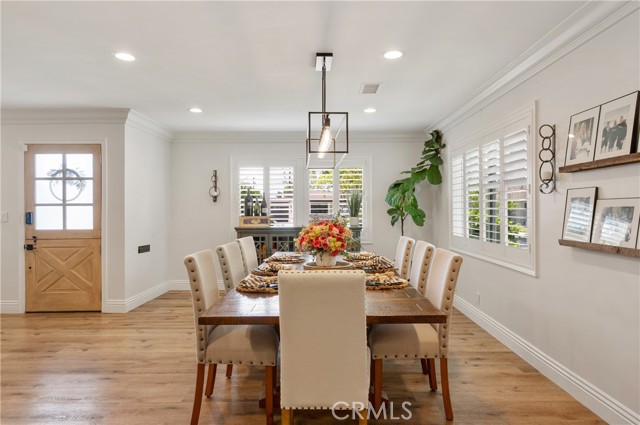 Detail Gallery Image 7 of 30 For 2090 Tevis Ave, Long Beach,  CA 90815 - 6 Beds | 3 Baths
