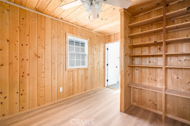 Detail Gallery Image 15 of 23 For 917 Cypress Ln, Big Bear City,  CA 92314 - 1 Beds | 1 Baths