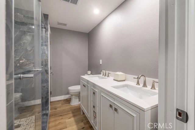 Detail Gallery Image 42 of 51 For 41941 Evergreen Dr, Big Bear Lake,  CA 92315 - 4 Beds | 4 Baths