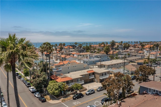 225 7th Street, Huntington Beach CA: https://media.crmls.org/medias/4292c3fc-6d4b-4c85-a1a2-d12d94f654b6.jpg