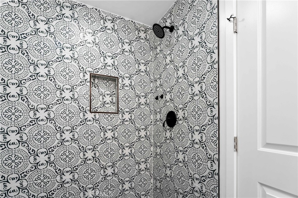 https://media.crmls.org/medias/4292d8de-1462-42f4-b91d-466ba4b602a5.jpg?preset=X-Large