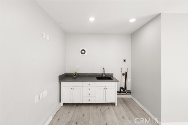 6019 Greentop Street, Lakewood CA: https://media.crmls.org/medias/4293c1ec-4c30-439a-a653-fa67e66d3de9.jpg