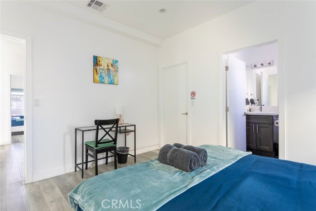 Detail Gallery Image 27 of 33 For 1340 N Kenmore, Los Angeles,  CA 90027 - 4 Beds | 4 Baths