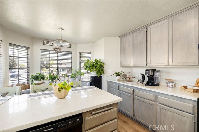 Detail Gallery Image 17 of 39 For 3280 Somerdale St, Corona,  CA 92879 - 3 Beds | 2 Baths