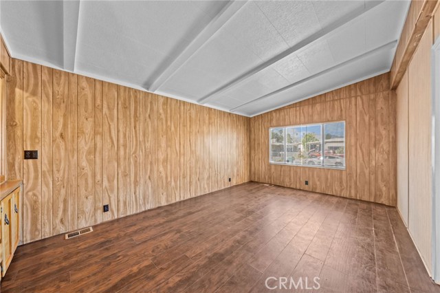 Detail Gallery Image 8 of 31 For 44551 Stewart, Hemet,  CA 92544 - 3 Beds | 2 Baths