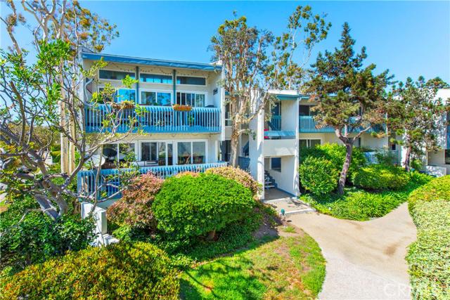 826 Camino Real, Redondo Beach, California 90277, 2 Bedrooms Bedrooms, ,1 BathroomBathrooms,Residential,Sold,Camino Real,SB16181425