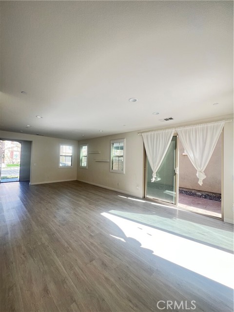 Detail Gallery Image 6 of 20 For 3180 La Avenida Drive, Ontario,  CA 91761 - 4 Beds | 3 Baths