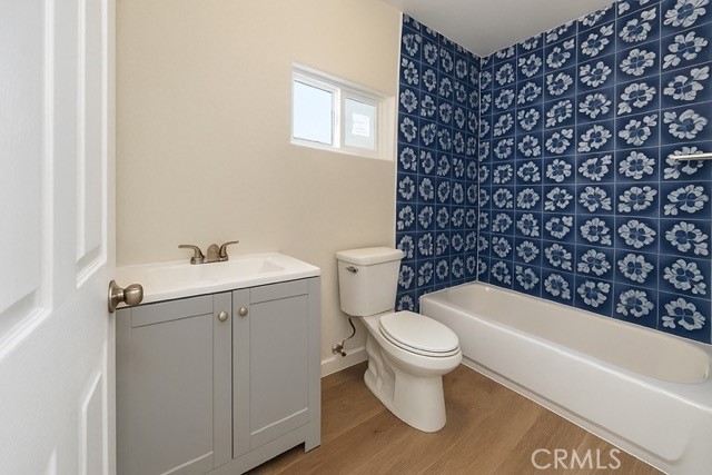 224 S Greenwood Avenue, Montebello CA: https://media.crmls.org/medias/4295e1a7-260a-4b2e-830d-ccf3ad0b06e2.jpg