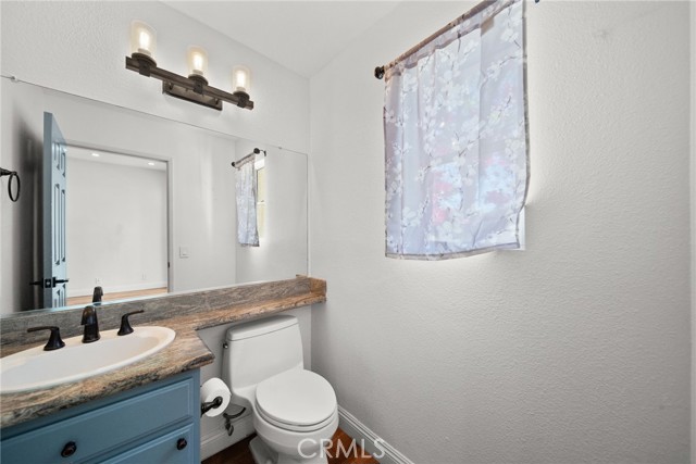Detail Gallery Image 9 of 37 For 25725 Perlman #127,  Stevenson Ranch,  CA 91381 - 3 Beds | 2/1 Baths