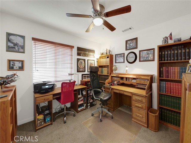 20361 Julia Lane, Saugus CA: https://media.crmls.org/medias/42962af8-117d-4ad3-bf36-bdaa2817c21f.jpg