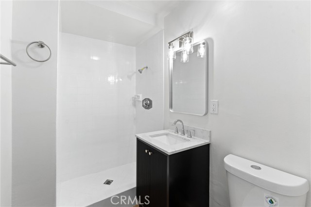 Image 14 of 26 For 8065 Ring Street