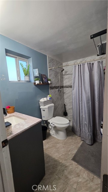 Detail Gallery Image 8 of 32 For 5793 Osbun, San Bernardino,  CA 92404 - 3 Beds | 3 Baths