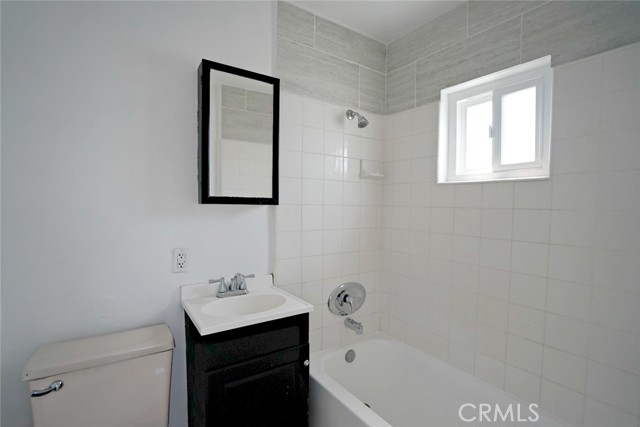Detail Gallery Image 5 of 53 For 5101 Lindsey Ave, Pico Rivera,  CA 90660 - – Beds | – Baths