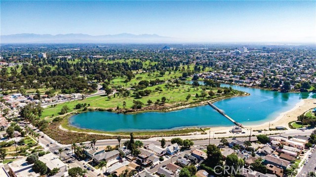 Detail Gallery Image 18 of 19 For 305 Roycroft, Long Beach,  CA 90814 - 3 Beds | 2 Baths