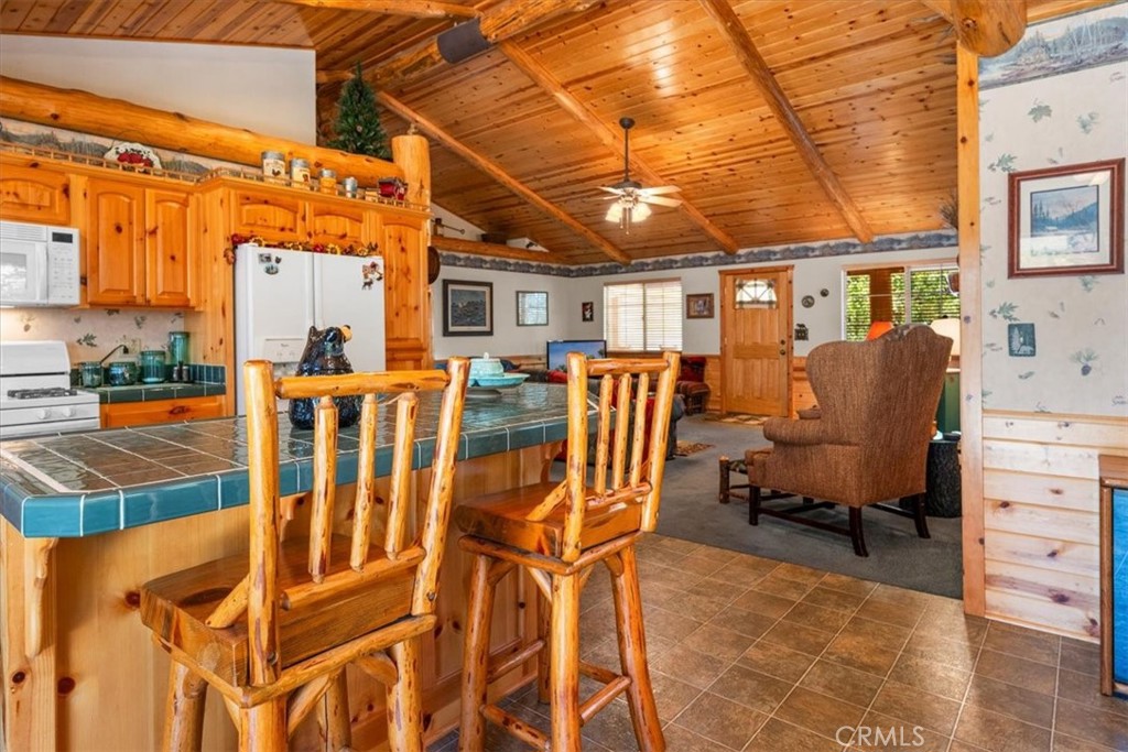 MLS #OC25144289 img 8