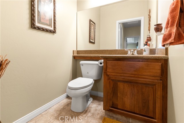 Detail Gallery Image 17 of 29 For 12508 Montbatten Pl, Bakersfield,  CA 93312 - 4 Beds | 2/1 Baths