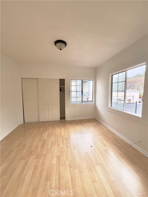 Detail Gallery Image 13 of 20 For 1915 Echo Park, Los Angeles,  CA 90026 - 2 Beds | 1 Baths