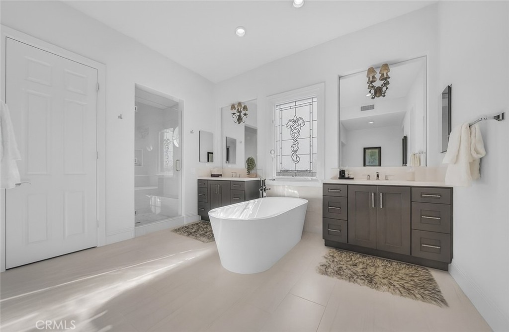 MLS #OC25263952 image #38