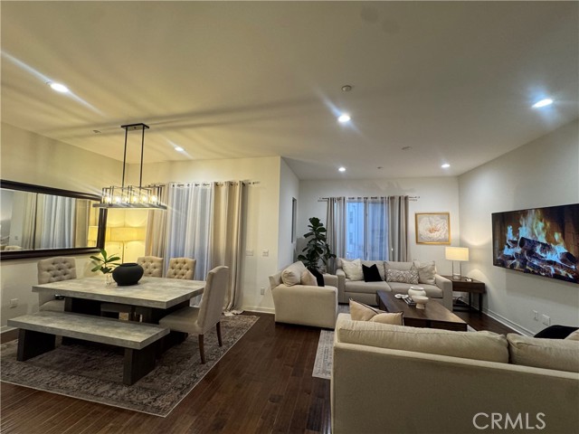 Front Image Thumbnail for CROC25276876