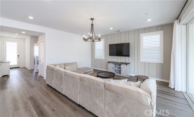 32454 Old Sage Dr, San Juan Capistrano CA: https://media.crmls.org/medias/429c5166-24f7-45f1-9ea2-6c350c946c3e.jpg