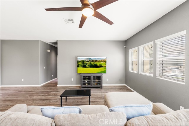 Detail Gallery Image 22 of 62 For 1676 Vibrant Gln, San Jacinto,  CA 92582 - 3 Beds | 2 Baths