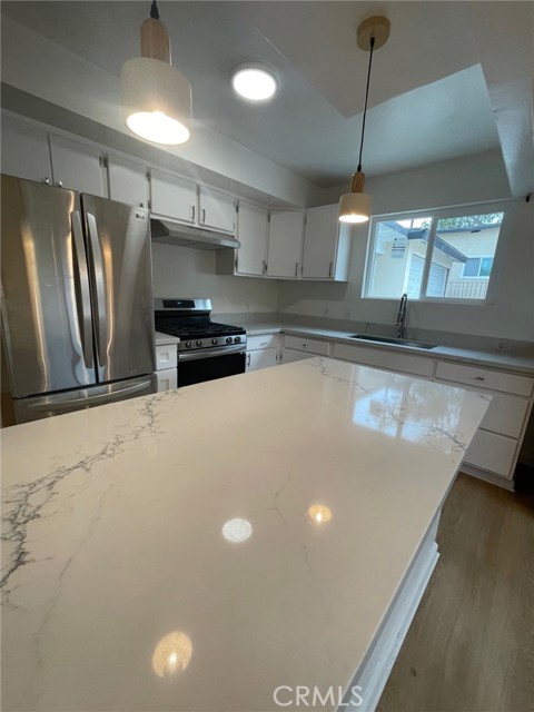 Detail Gallery Image 11 of 22 For 20437 Kenwood Ave, Torrance,  CA 90502 - 3 Beds | 2 Baths