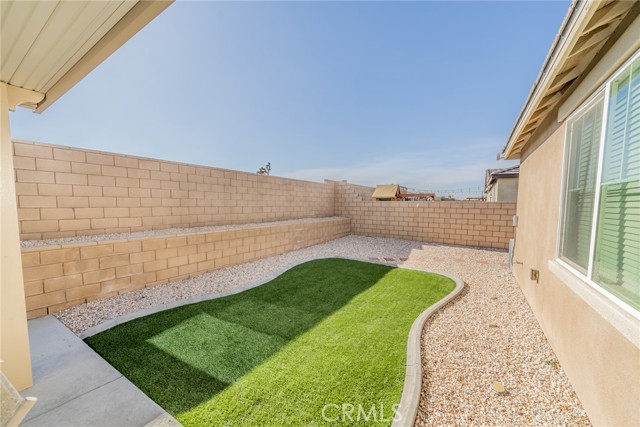 Detail Gallery Image 40 of 47 For 12273 Del Sur St, Victorville,  CA 92392 - 4 Beds | 2/1 Baths