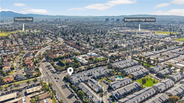 Detail Gallery Image 36 of 38 For 2600 W Segerstrom Ave #D,  Santa Ana,  CA 92704 - 3 Beds | 2/1 Baths