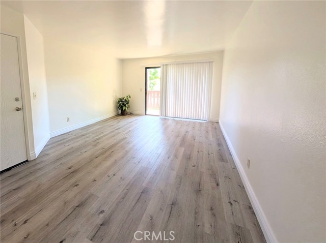 Detail Gallery Image 2 of 12 For 12430 Woodbridge, Garden Grove,  CA 92843 - 2 Beds | 2 Baths