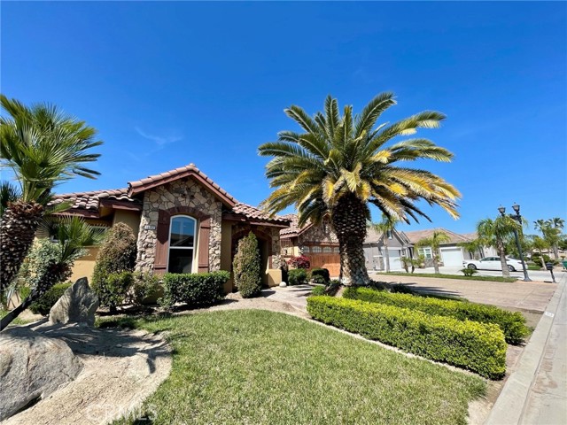 16052 W Middleton Avenue, Kerman CA: https://media.crmls.org/medias/429eb66b-68ae-4bb4-b584-e888c75caf67.jpg