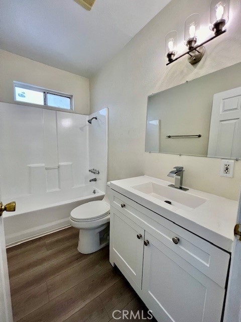 Detail Gallery Image 9 of 17 For 18031 Clarkdale Ave, Artesia,  CA 90701 - 3 Beds | 2 Baths