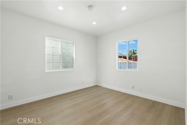 Detail Gallery Image 18 of 31 For 10414 El Dorado Ave, Pacoima,  CA 91331 - 3 Beds | 1 Baths