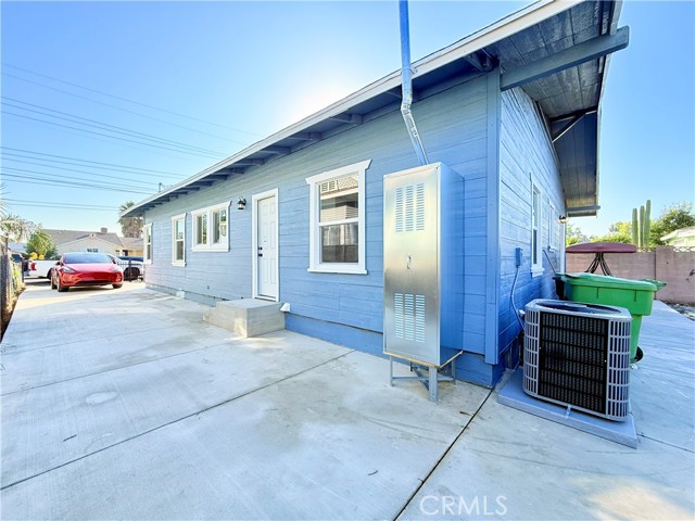 Detail Gallery Image 26 of 27 For 423 E Adams, Santa Ana,  CA 92707 - 4 Beds | 2 Baths