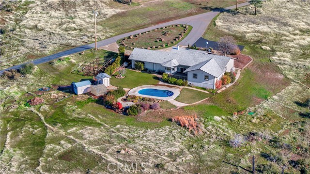 3070 Royal Meadow Lane, Paradise CA: https://media.crmls.org/medias/42a03a18-4977-40fe-a779-91de73e4081a.jpg