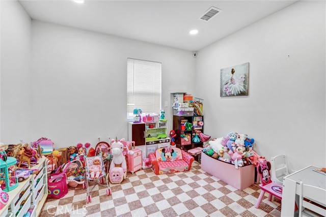 Detail Gallery Image 31 of 46 For 23245 Gonzales Dr, Woodland Hills,  CA 91367 - 5 Beds | 3 Baths