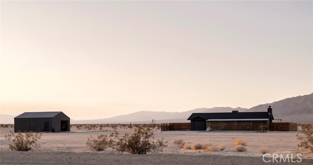 84328 Amboy Road, 29 Palms CA: https://media.crmls.org/medias/42a1407a-8a95-4b35-a1f3-3e0a79d76b82.jpg