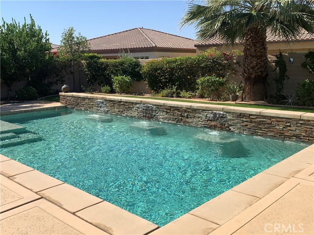 Private pool
