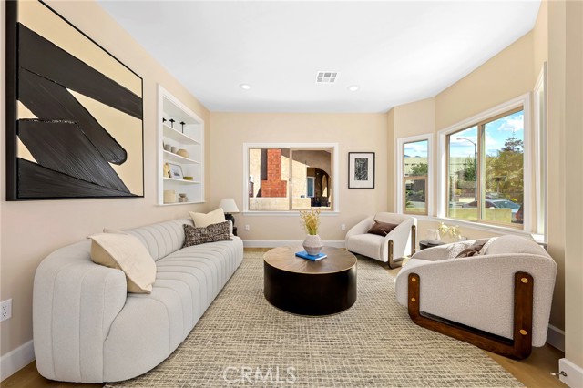 Detail Gallery Image 7 of 33 For 67 S Craig Ave #2,  Pasadena,  CA 91107 - 3 Beds | 3 Baths