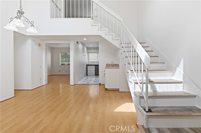 Detail Gallery Image 12 of 33 For 6121 Shoup #35,  Woodland Hills,  CA 91367 - 1 Beds | 2 Baths